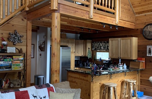 Chestertown House | Log Cabin on 30 acres on Kelm Pond