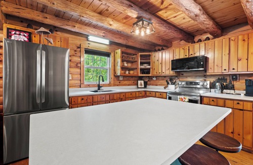 Monroe Cabin | Log Cabin Retreat in Monroe
