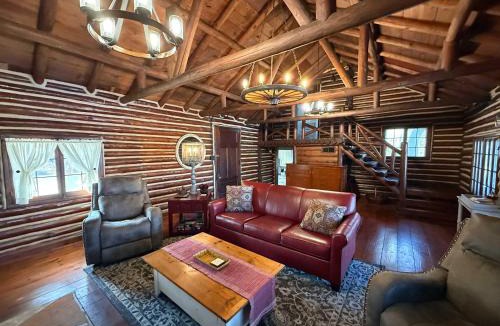 Camdenton House | Log Cabin Retreat Two Cabins One Stay