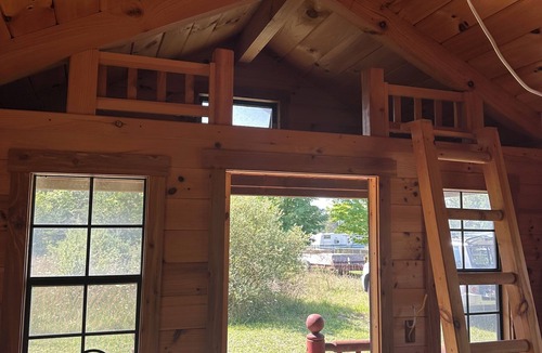 Big Rapids Cabin | Log Cabin Sleeps four