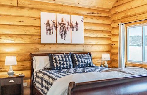 Tetonia House | Log Cabin Teton Views & Pets OK