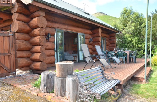 Port Levy House | Log Cabin Vacation Retreat