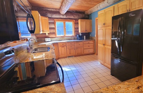 Scott Cabin | Log Cabin w/ Private Indoor Heated Pool-firepit - Game Room