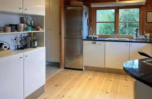 Skibby House | Log cabin with views of Isefjorden