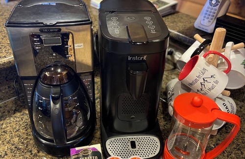 Leavenworth House | Log cabin with views and large deck. Golf! Ski!