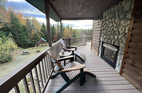 Errol Ski Chalet | Log Chalet Overlooking Pond and Mountain Sunset Views!