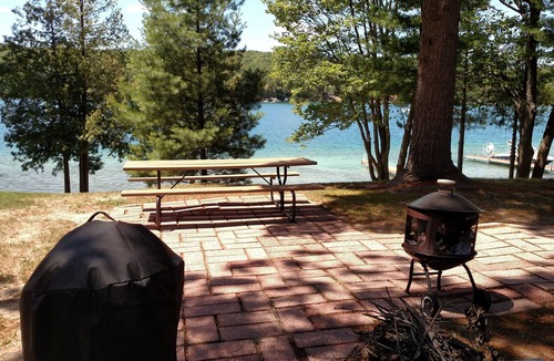 Kalkaska Cottage | Log Cottage on Blue Lake-Spring has arrived!