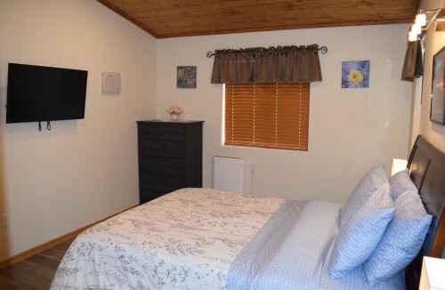 Cannonville Villa | Log Cottages at Bryce Canyon #1