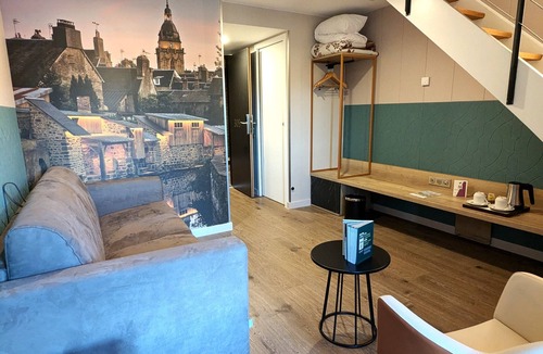 Villedieu-les-Poeles Hotel | Logis Hôtel Restaurant Le Fruitier