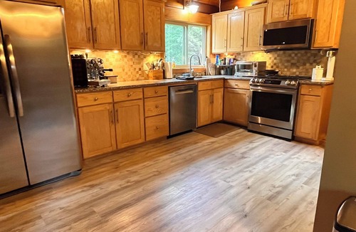 White Mountains Cabin | Log Home 4b/2b Amazing Mountain Views - Hike & Ski