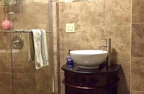 Roxbury House | Log Home in Catskill NY.