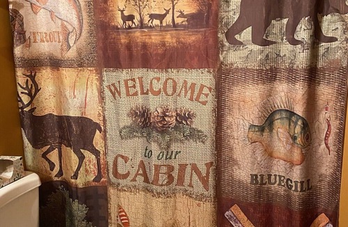 Elsberry Cabin | Log Home/Lodge Getaway