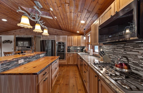 Warrensburg House | Log home mins from Lake George, w/heated salt water pool and hot tub!