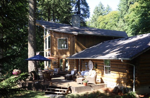 Thurston House | Log Home With A View