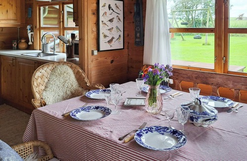 Holbaek House | Log house near Kisserup with vintage charm