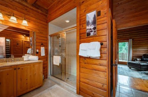 Thayerville House | Log Retreat