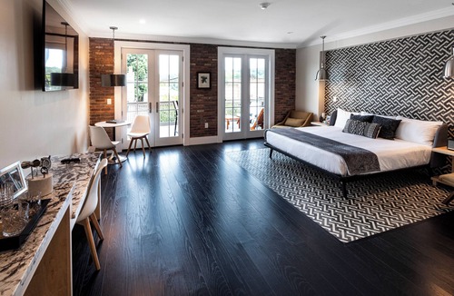 New Hope Hotel | Logan Inn