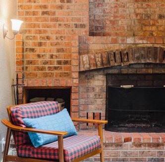 Enumclaw Hotel | LOGE Alta Crystal