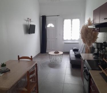Bonneuil-les-Eaux Apartment | Logement à la Campagne! Entièrement indépendant
