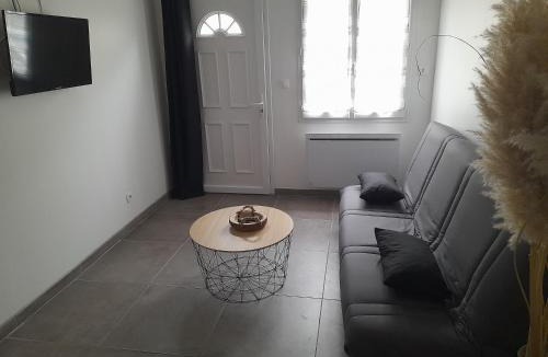Bonneuil-les-Eaux Apartment | Logement à la Campagne! Entièrement indépendant