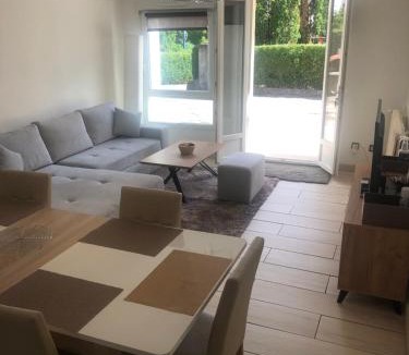 Moirans-en-Montagne Apartment | Logement au calme dans une maison.