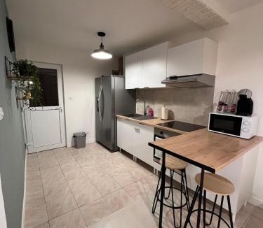 Poitiers Apartment | Logement autonome pour 2 à 4 personnes