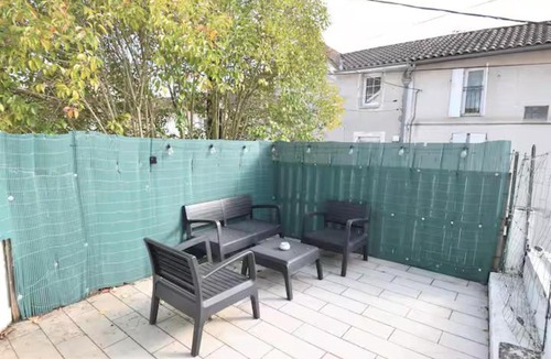 Agen Apartment | Logement Calme 1 chambre avec terrasse