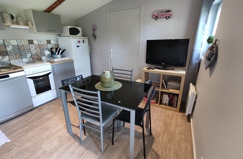 Fleury House | Logement Calme et Indépendant