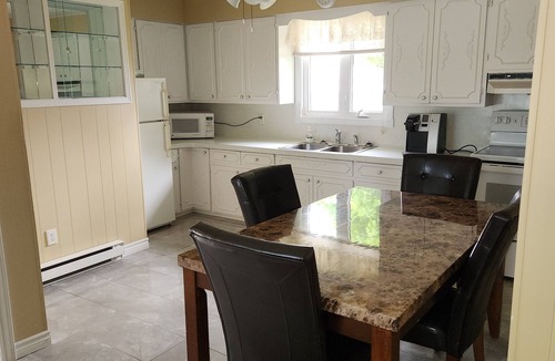 Shippagan Apartment | Logement Centre-ville