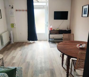 La Chevroliere House | Logement chaleureux et parking