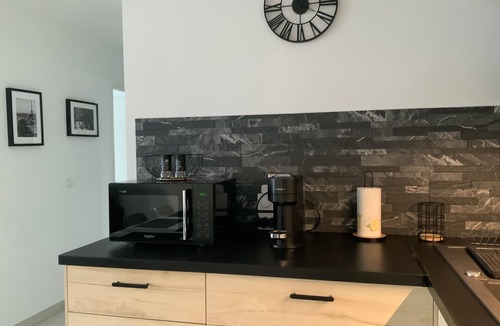 Aix-en-Provence Apartment | Logement Cosy Avec Parking