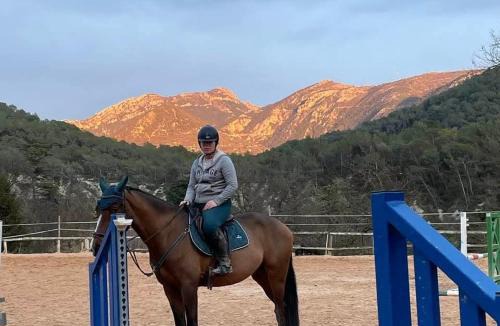 Contes Apartment | Logement dans un centre équestre