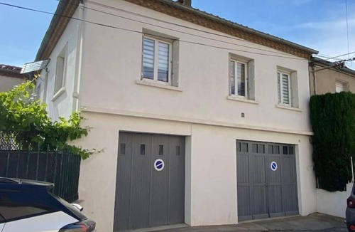 Carcassonne House | Logement de Charme Avec Jardin