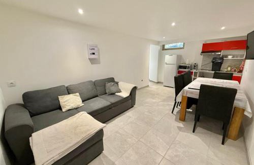 Castres House | Logement en souplexe indépendant dans une propriété