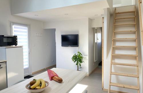 Yvre-le-Polin House | Logement entier à la campagne proche du circuit et du zoo de la Flèche