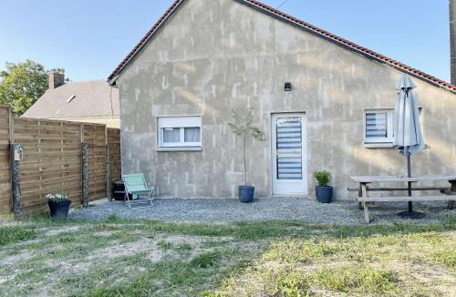 Yvre-le-Polin House | Logement entier à la campagne proche du circuit et du zoo de la Flèche
