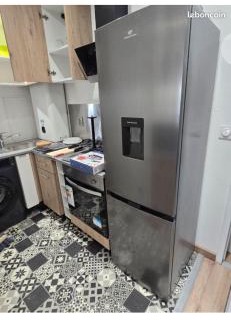 Foix Apartment | Logement entier au 2 ou 3 ème étage wifi - 2chambres - centre historique Foix