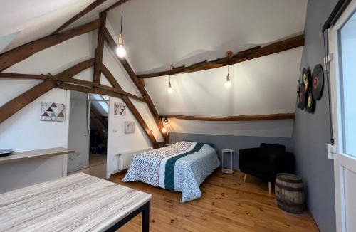 Ambrines Apartment | Logement entier avec accès privé