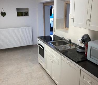 Bresilley Apartment | logement entier indépendant