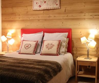 Thones Apartment | logement entre lac et montagnes