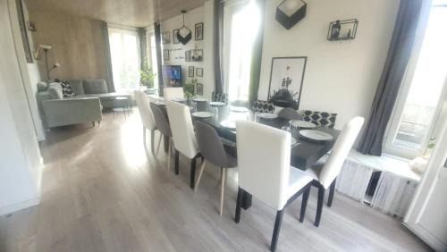 Conflans-Sainte-Honorine Villa | Logement à 30min de la défense avec piscine privative