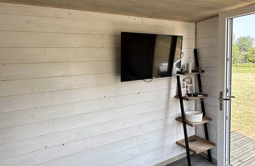 Douvres-la-Delivrande Ski Chalet | Logement Insolite Proche de la mer