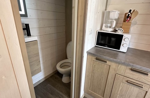 Douvres-la-Delivrande Ski Chalet | Logement Insolite Proche de la mer