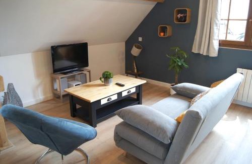 Saint-Jean-du-Cardonnay Apartment | Logement entier indépendant avec espace extérieur