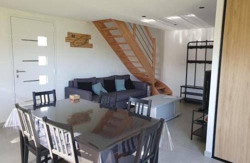 Saint-Gervais-en-Belin House | Logement indépendant proche circuit 24h Le Mans