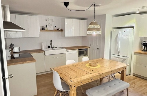 Sainte-Foy-Sillery-Cap-Rouge Apartment | Logement la voûte de la gare- free parking