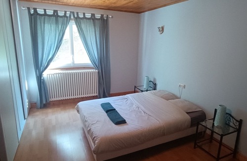 Moirans-en-Montagne Apartment | Logement les Glycines