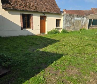 Ouzouer-sur-Loire Apartment | Logement moderne équipé