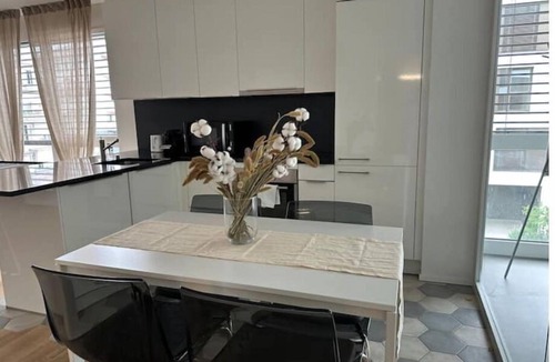 Prilly Apartment | Logement Moderne et Spacieux !