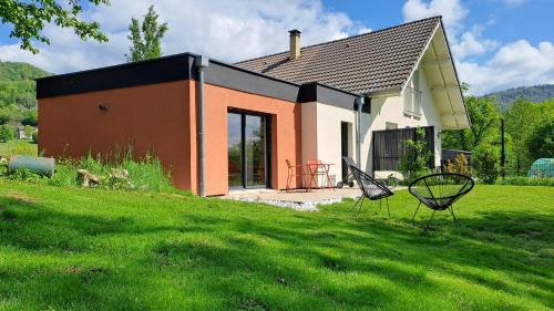 La Bridoire House | Logement neuf à 2 pas du lac